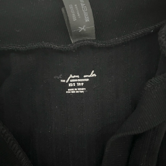 Urban Outfitters collared crop top - Picture 6 of 6